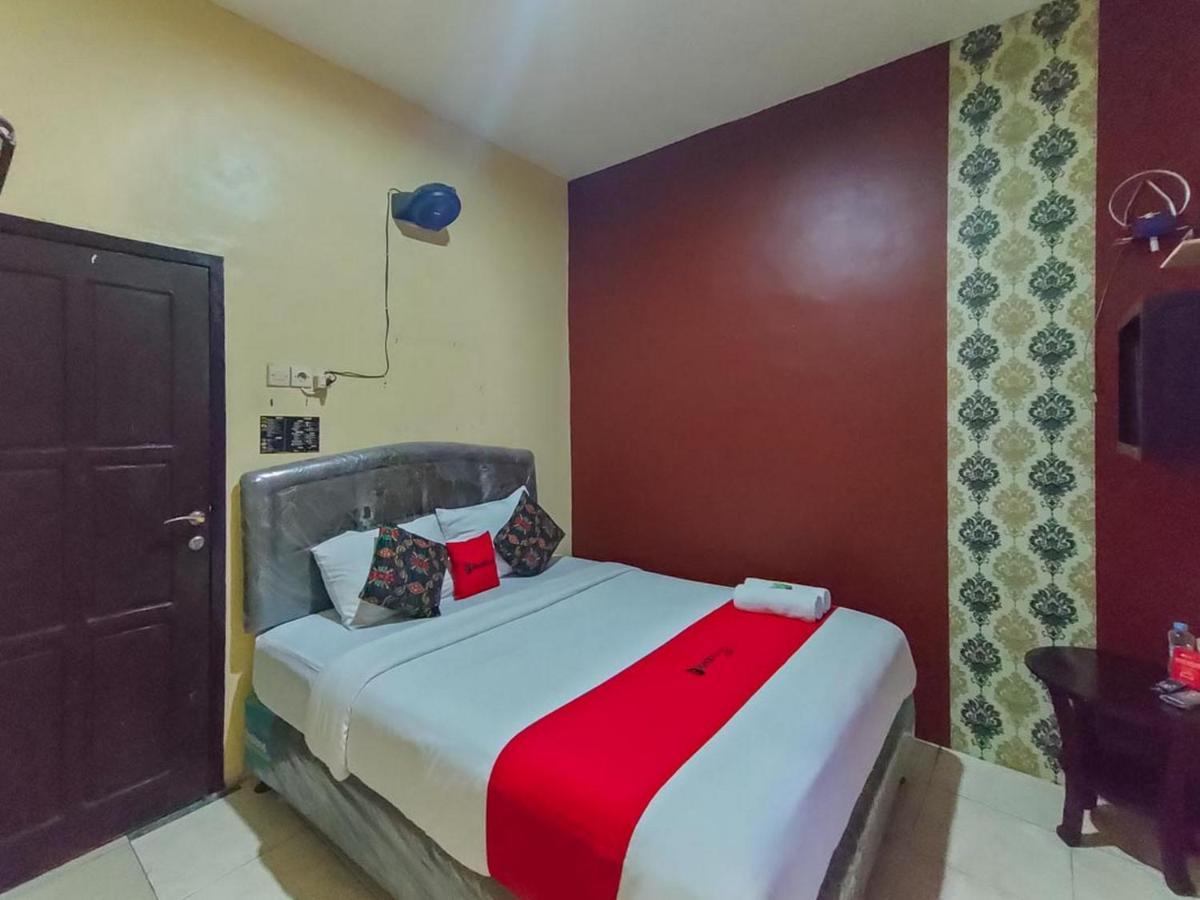 Hotel Reddoorz At Pacet Mojokerto Exterior foto