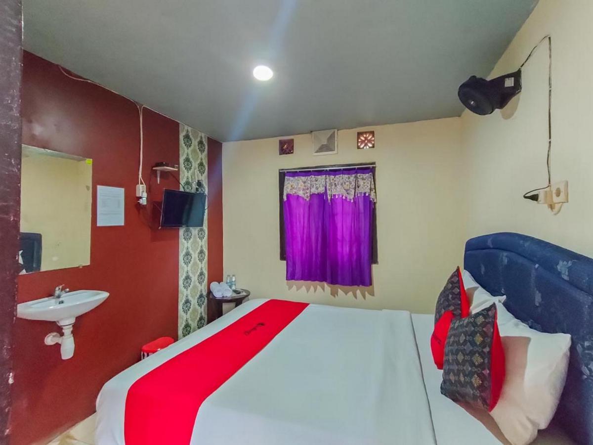 Hotel Reddoorz At Pacet Mojokerto Exterior foto